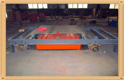 永磁自卸式除铁器，四川永磁自卸式除铁器_四川永磁自卸式除铁器工作原理构造选型_厂家