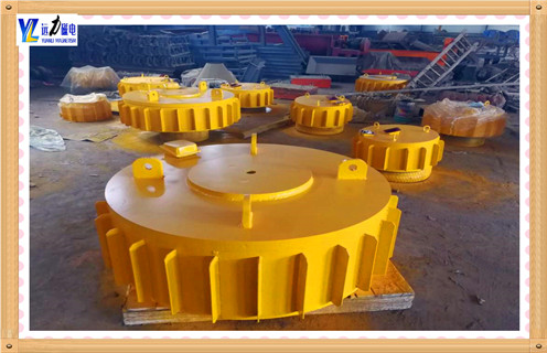 KGLA30 50/500电磁除铁器电源箱控制箱器，电磁除铁器电源控制器,整流器控制柜 　　1.变频控制柜是除铁器所需的直流电源设备.它也是控制整个除铁器操作的重要装置.在除铁器的物料提升完成之后，可以根据变频控制器使用说明电气接线图连接除铁器的电源.  　　2.变频控制柜应放置在小灰尘，干燥，无雨雪侵入，通风良好，且容易于操作和观察的地方;  　　3.使用变频控制柜前应检查电气部件，连接电线和紧固件是否因长距离运输造成的松动或损坏，接控制线路时应正确区分输出和输入;  　　4.控制柜至少一年检查四次，并检查变压器控制触点是否松动，有时间修复的问题;  　　5.如硅整流二极管损坏，应使用相同类型的二极管更换，但必须注意二极管上的符号“极性与原来相同，否则不能更换;